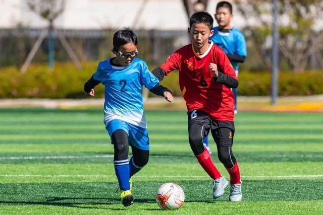 日本女排踏上世联赛征程 石川真佑：目标是争夺奖牌甚至冲冠